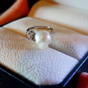 Carved Pearl Skull Ring 925 Silver w/ CZ sz 5